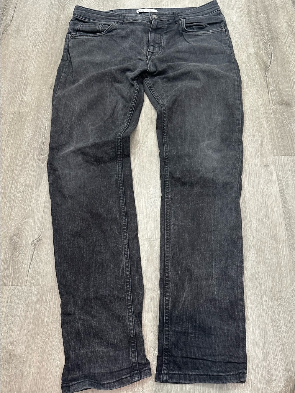 Zara Men's Black Straight Jeans - Washed Charcoal Finish
